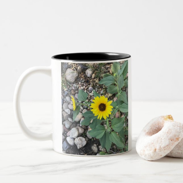 Caneca De Café Em Dois Tons Flores Diversas (Com Donut)