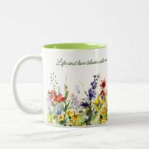 Caneca De Café Em Dois Tons Flores multicolores Impressão de aquarela