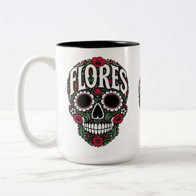 Caneca De Café Em Dois Tons flores sobrenome crânio de açúcar (Esquerda)