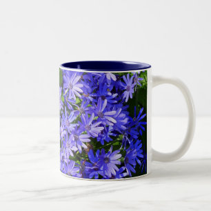 Caneca De Café Em Dois Tons Fotografia da Natureza das Flores Azuis
