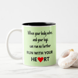 Caneca De Café Em Dois Tons Funcione com suas citações dos esportes do coração
