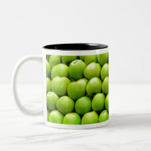 Caneca De Café Em Dois Tons Fundo de fruta de maçã verde fresca