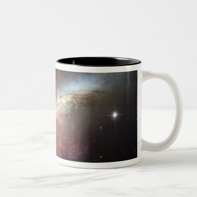 Caneca De Café Em Dois Tons Galáxia Starburst, Messier 82 (Direita)