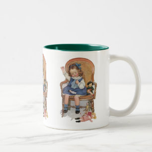 Caneca De Café Em Dois Tons Garota Costurando Dollies