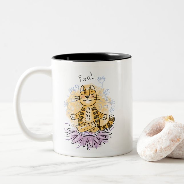 Caneca De Café Em Dois Tons Gato da ioga (Com Donut)