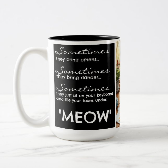 Caneca De Café Em Dois Tons Gato Engraçado - "Cheio Sob MEOW" (Esquerda)