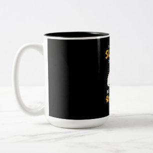 Caneca De Café Em Dois Tons Gato Passa Um Homem Com Cerveja E Gato