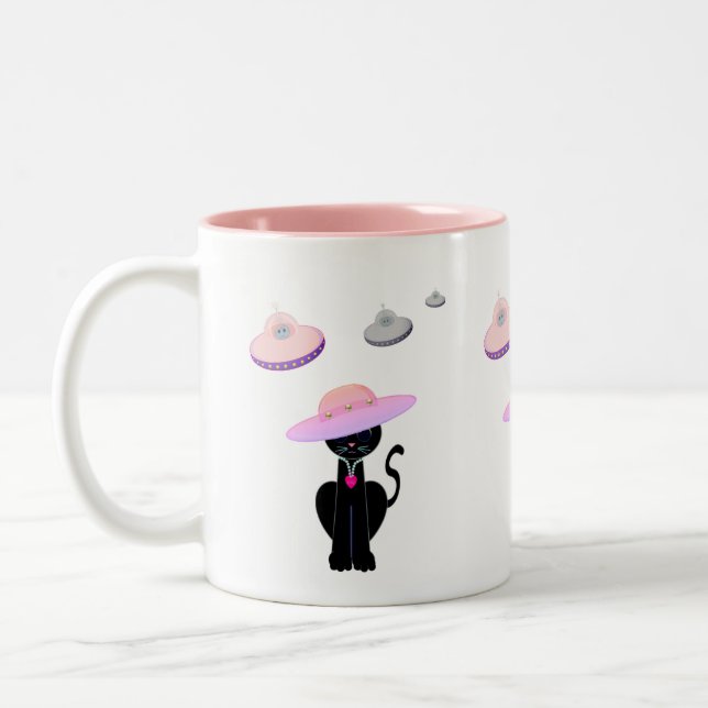 Caneca De Café Em Dois Tons Gato Preto e Discos Voadores (Esquerda)