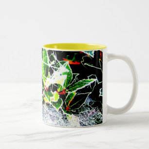 Caneca De Café Em Dois Tons geada coberta de Natal sagrado e casaco
