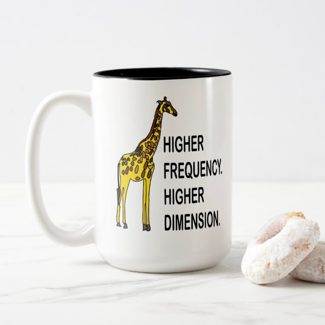 Caneca De Café Em Dois Tons Girafa Engraçada Trocadilho (Com Donut)