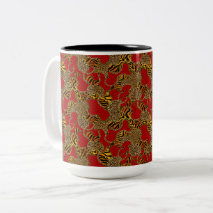 Caneca De Café Em Dois Tons Glamour Urbano com Estampa Animal e Correntes em V