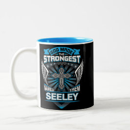 Caneca De Café Em Dois Tons God Made The Strongest And Named Them Seeley