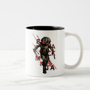 Caneca De Café Em Dois Tons Gráfico dispersado da tipografia de Aquaman  