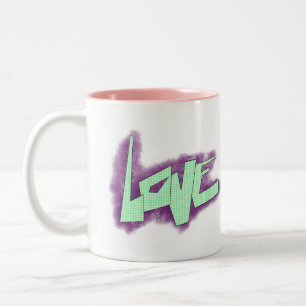 Caneca De Café Em Dois Tons grafite de amor roxo verde menta tipografia pontos