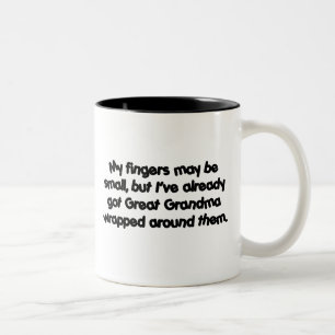 Caneca De Café Em Dois Tons Grande avó envolvida (preto)