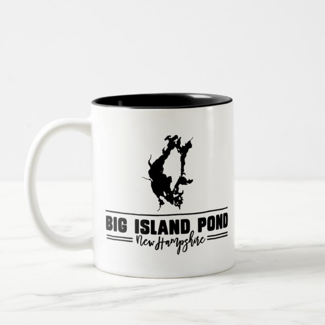 Caneca De Café Em Dois Tons Grande ilha Pond New Hampshire (Esquerda)