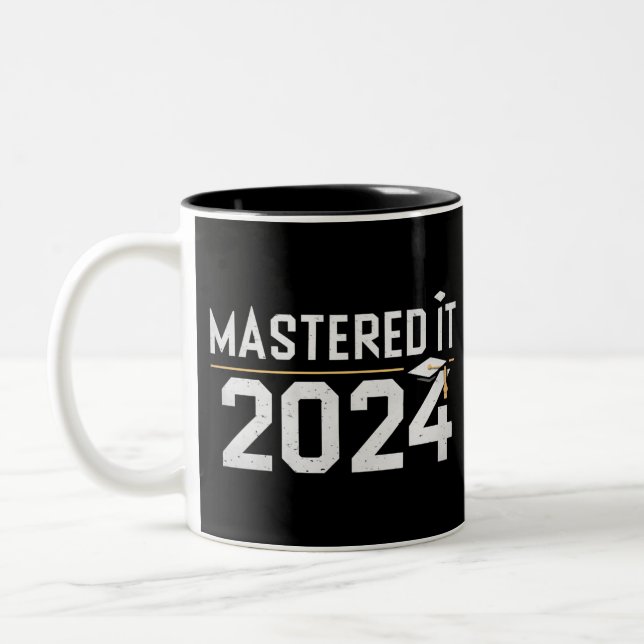 Caneca De Café Em Dois Tons Grau de mestrado Mastered 2024 Mestrados (Esquerda)