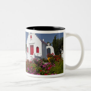 Caneca De Café Em Dois Tons Grécia, Mykonos, Capelinha simpática no meio da