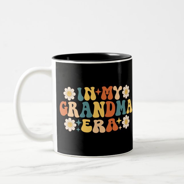 Caneca De Café Em Dois Tons Groovy Na Minha Era Da Avó (Esquerda)