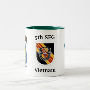 Caneca De Café Em Dois Tons Grupo de Forças Especiais da 5 Vietnam Mug