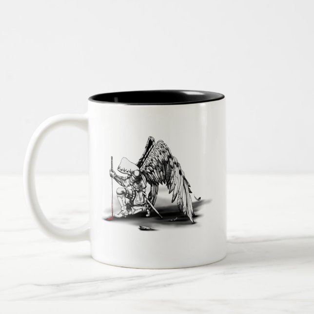 Caneca De Café Em Dois Tons Guerreiro Arcanjo (Esquerda)