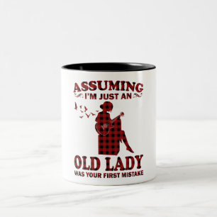 Caneca De Café Em Dois Tons Guitarra, Presumindo que sou apenas uma velha senh