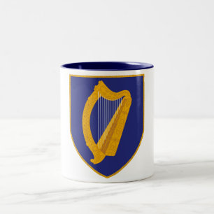 Caneca De Café Em Dois Tons Harpas de Brian Boru - Símbolo da Irlanda