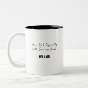 Caneca De Café Em Dois Tons Heróis Ensinam Diferente Com Imenso Coração