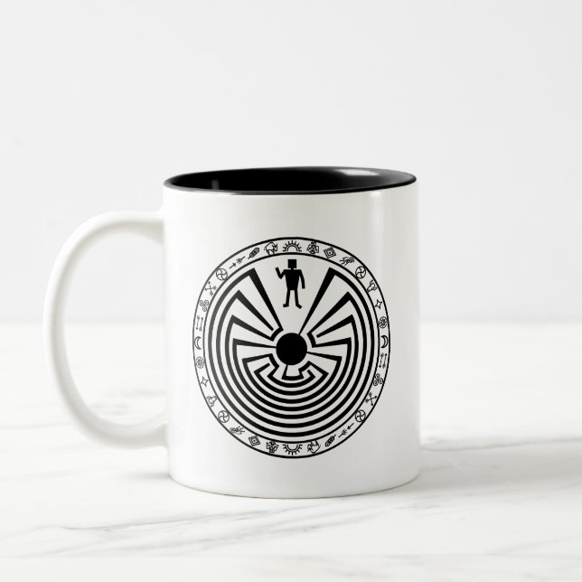 Caneca De Café Em Dois Tons Homem no Maze (Esquerda)