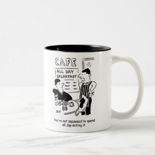 Caneca De Café Em Dois Tons Homem passa o dia comendo café da manhã todo