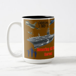 Caneca De Café Em Dois Tons Homenageando o poderoso militar marrom