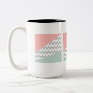 Caneca De Café Em Dois Tons Hortelã e coral cinzentos de Chevron