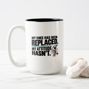 Caneca De Café Em Dois Tons Humor de Cirurgia de Joelho Meu Joelho Foi Substit