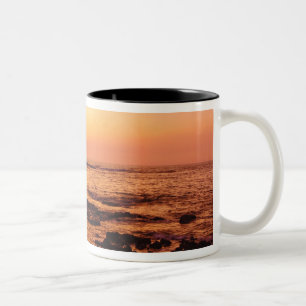 Caneca De Café Em Dois Tons Ilha Grande, Havaí. Pôr do sol, Ilha Grande Havaí.