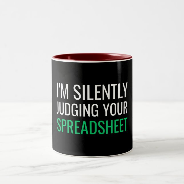 Caneca De Café Em Dois Tons I'm Silently Judging Your Spreadsheet (Centro)