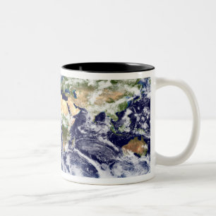 Caneca De Café Em Dois Tons imagem da Verdadeiro-cor da terra inteira