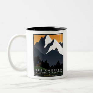 Caneca De Café Em Dois Tons Imagens Vintage Implantadas na Paisagem Montana