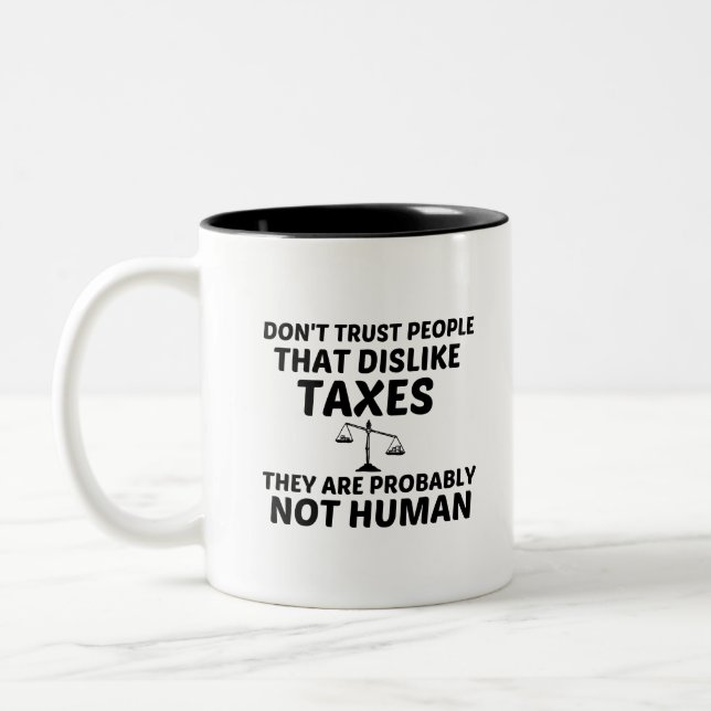 CANECA DE CAFÉ EM DOIS TONS IMPOSTO NÃO É HUMANO (Esquerda)