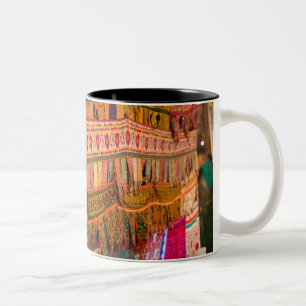 Caneca De Café Em Dois Tons ÍNDIA, Goa, Baga: Mercado da Noite de Sábado (NR)