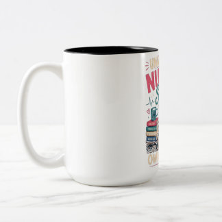 Caneca De Café Em Dois Tons Indisponível. A Escola de Enfermagem Possui Meu Pr