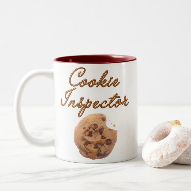 Caneca De Café Em Dois Tons Inspetor de Cookie (Com Donut)