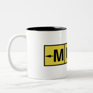 Caneca De Café Em Dois Tons Instruções do aeroporto piloto Mug