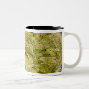 Caneca De Café Em Dois Tons Itália, Camogli. Prato de massa com pesto