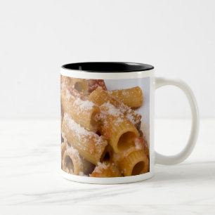 Caneca De Café Em Dois Tons Itália, Positano. Placa de exibição de rigatoni.