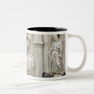 Caneca De Café Em Dois Tons Itália, Toscana, Sienna. Estátuas e pássaros em