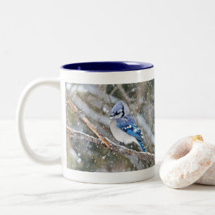 Caneca De Café Em Dois Tons Jay Azul em uma tempestade de neve