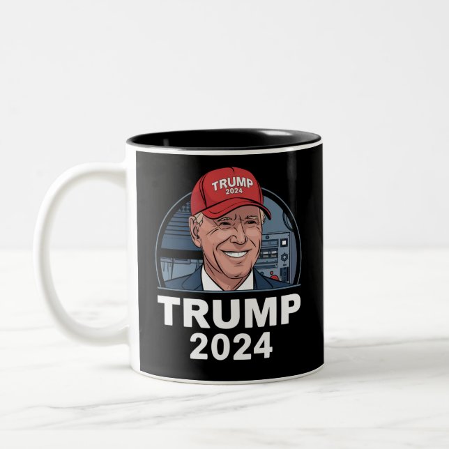 Caneca De Café Em Dois Tons Joe Biden Usando um Chapéu de Trump (Esquerda)