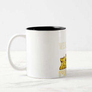 Caneca De Café Em Dois Tons Jogador da Equipe Chess Cite Armas Escolhidas