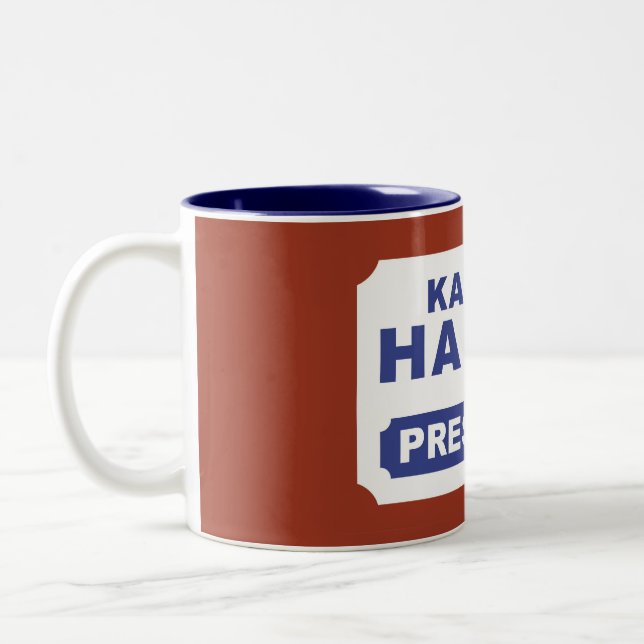 CANECA DE CAFÉ EM DOIS TONS KAMALA HARRIS PARA PRESIDENTE (Esquerda)