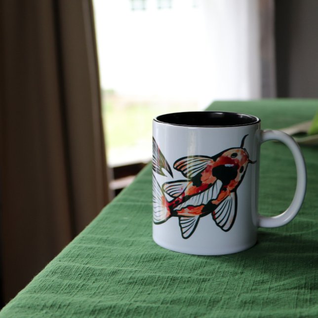 Caneca De Café Em Dois Tons Koi Pond Fish Trabalho de arte (Criador carregado)
